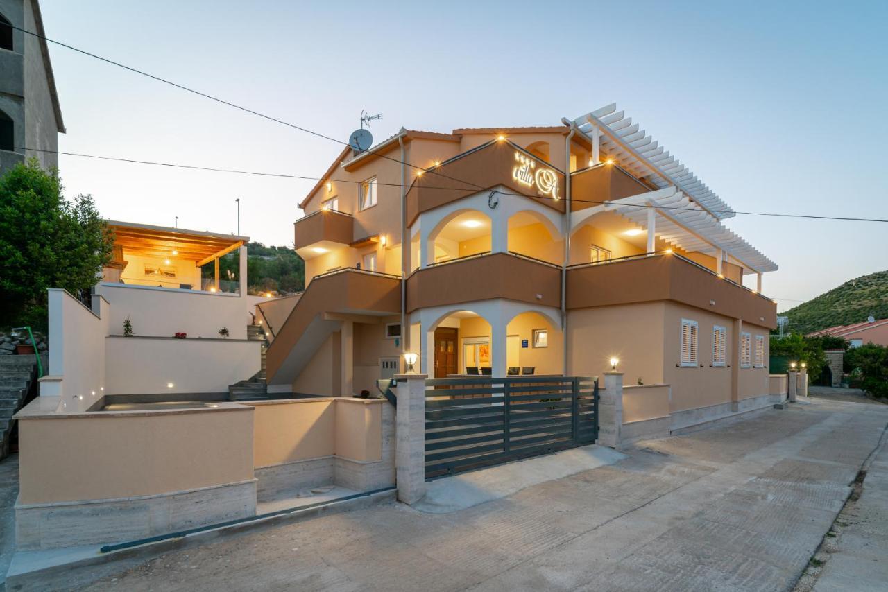 Villa A Марина Екстериор снимка